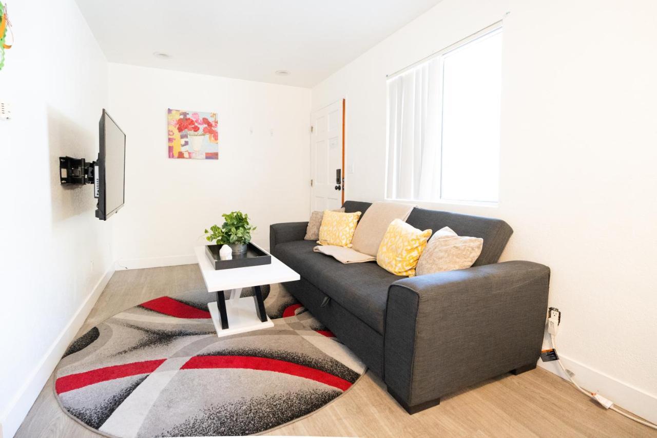 Cozy Small 2 Bedroom In Koreatown/Hollywood 洛杉矶 外观 照片